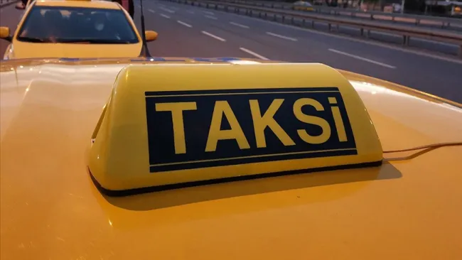 İzmir’de yeni taksi tarifesi: Zam geldi!