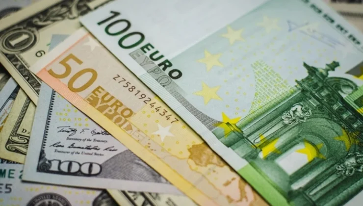 Kapalıçarşı’da Dolar ve Euro Yükselişte