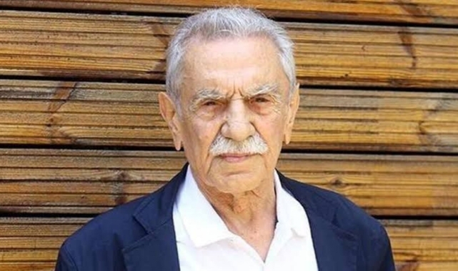 Ünlü Oyuncu Aydemir Akbaş Entübe Edilerek Hastaneye Kaldırıldı