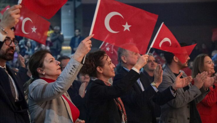 Kurtuluşun notaları Karşıyaka’da buluşuyor!