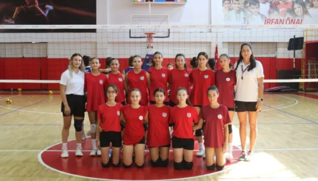 Bayraklı’da 9 Eylül voleybol turnuvası