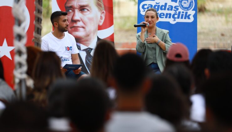 Çağdaş Yaşamın gençleri Pamucak’ta