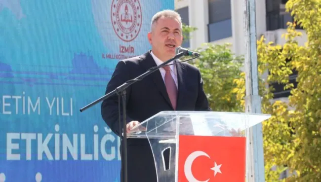 İzmir’de 2024-2025 Eğitim Öğretim Yılı Coşkuyla Başladı