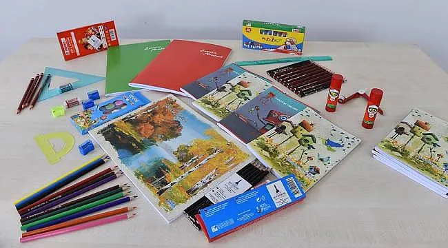 İzmir’den 14 Bin Öğrenciye 35 Milyonluk Kırtasiye Desteği