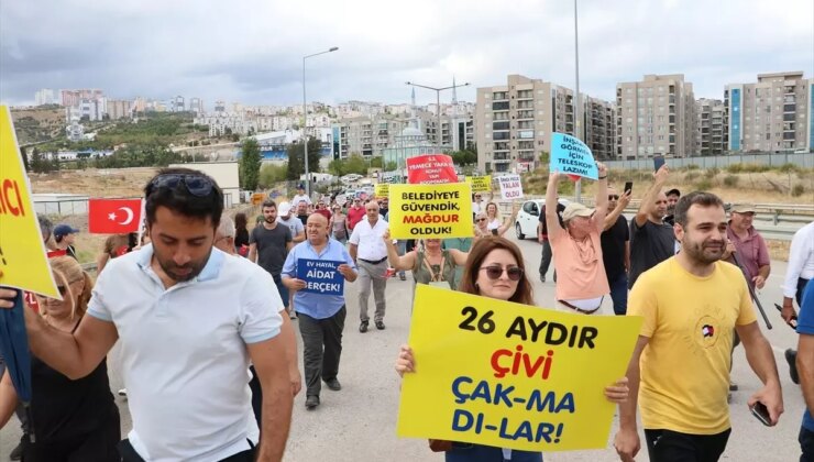 Uzundere’de Ev Bekleyenlerden Eylem: Hakkımız!