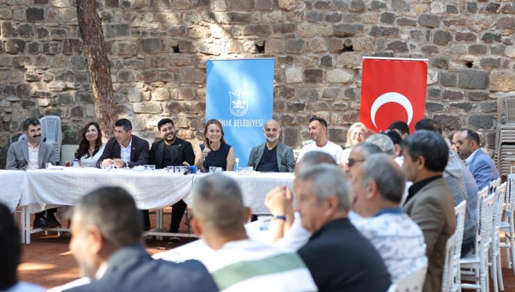 Başkan Mutlu Kadifekale’de muhtarlarla buluştu