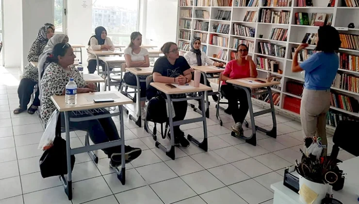 Çiğli’de Anneler İçin Destekleyici Eğitim Programı