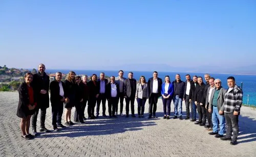 Seferihisar’da Muhtarlarla İş Birliği Toplantısı