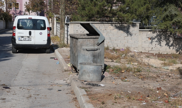 Çöpte Bulunan Bebek Şoku: Mahalle Sakinleri Kurtardı