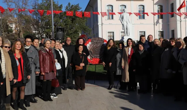 Türk Kadınlarına Seçme Hakkının 90. Yılı Kutlandı