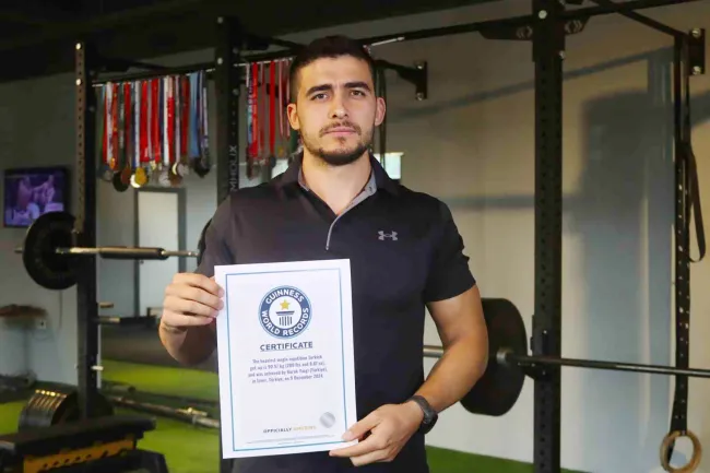 Burak Yazgı, Türk Kalkışı ile Rekor Kırdı!