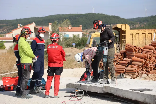 Urla Belediyesi ve AKUT’tanafetlere karşı örnek iş birliği
