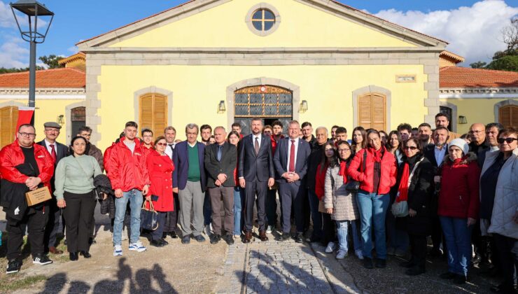 Başkan Görkem Duman mübadilleri ağırladı