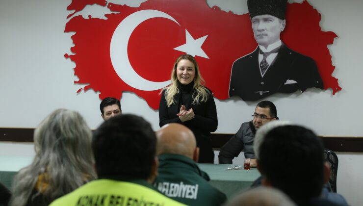 Başkan Mutlu belediye çalışanlarının yeni yılını kutladı