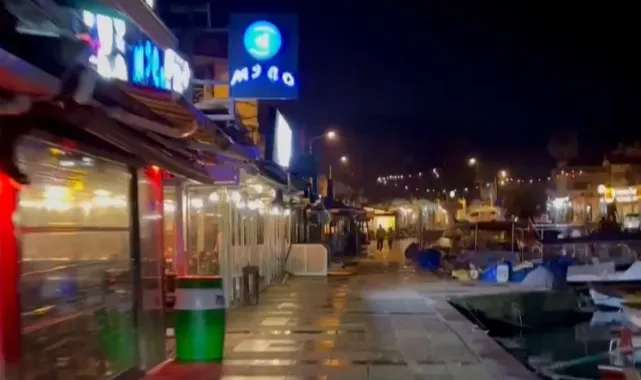 Foça’da Masa Sandalye Krizi Esnafları Böldü