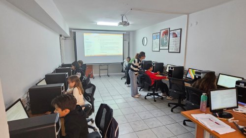 Çiğli Belediyesi’nden Öğrencilere Yapay Zeka Atölyesi