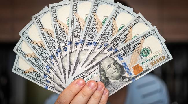 Kapalıçarşı’da Dolar ve Euro Fiyatları Güncellendi