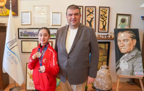 Seferihisar’dan Taekwondo’da 2. madalya başarı!