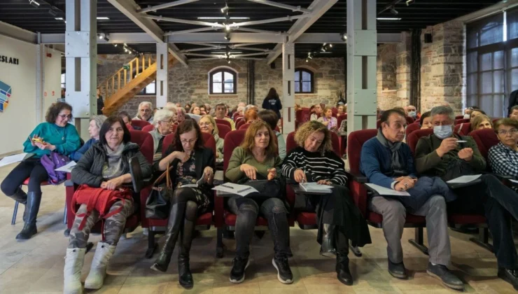 İzmir’de 60 Yaş Üstü İçin 3. Yaş Üniversitesi Açıldı