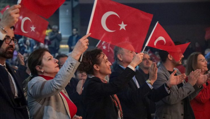 Karşıyaka Belediyesi’nden 18 Mart’ta anlamlı gösteri: ‘Bir Ulus Doğuyor’