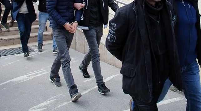 İzmir’de Dev Operasyon: 176 Şüpheli Yakalandı!