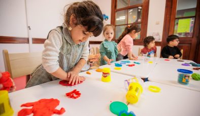 Ayla Ökmen Mutlu Çocuklar Oyun Evi’nden yeni hizmet