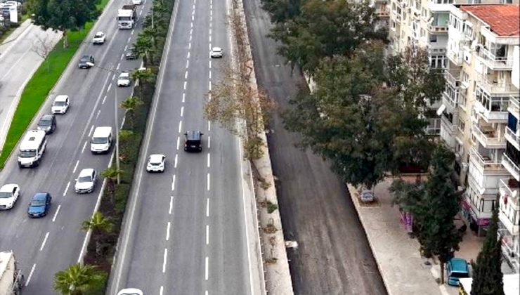  Bayraklı’da yol yenileme ve üst geçit çalışmaları sürüyor