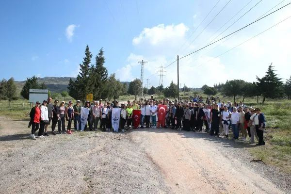 Çiğli’de Doğaseverler Trekking Etkinliğinde Bir Araya Geldi