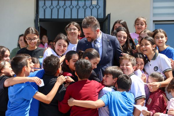 Buca’da 23 Nisan coşkusu