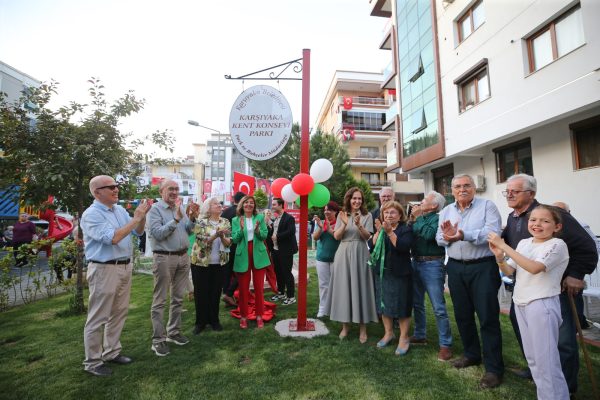 Karşıyaka Kent Konseyi Parkı’na coşkulu açılış