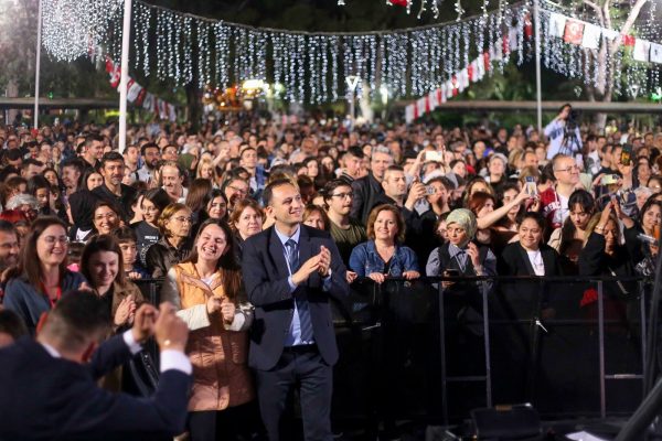 Bornova’da 19 Mayıs coşkusu Gençlik Festivali ile zirveye çıkacak