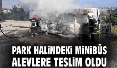 Antakya’da Hurda Minibüste Yangın Çıktı!