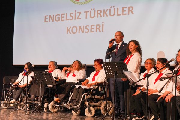 Gaziemir’de engelleri aşan konser