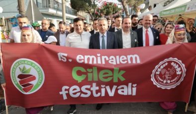 Emiralem Çilek Festivali’ne muhteşem başlangıç