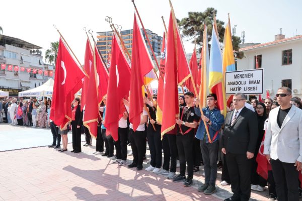 Menemen’de 19 Mayıs coşkusu yaşandı