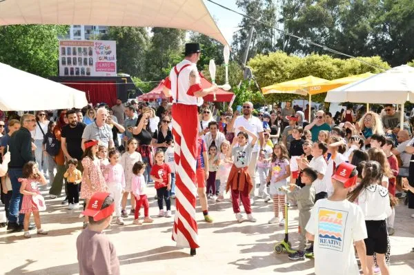 Kitapların Büyülü Dünyasına Yolculuk Çiğli’de Sürüyor