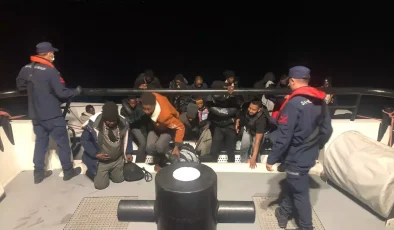 Dikili’de 28 Düzensiz Göçmen Kurtarıldı!
