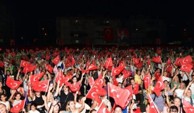 Dansın ve müziğin kalbi Çiğli’de attı