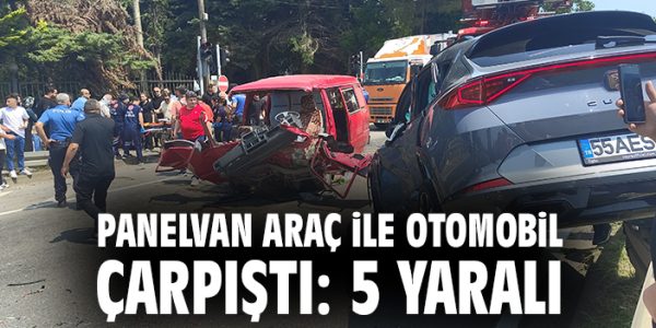 Atakum’da Feci Kaza: 5 Yaralı!