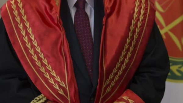 Danıştay hakimi, başından vurulmuş halde bulundu