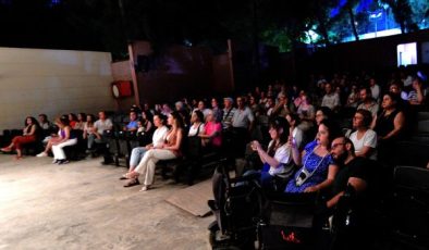 Nazım Hikmet Bornova’da şiirleriyle anıldı