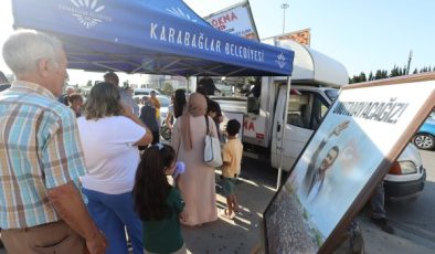 Karabağlar Belediyesi’nden Ferdi Zeyrek Anısına Lokma İkramı