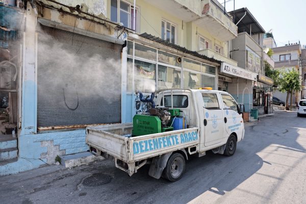 Konak’ta sivrisineklere karşı etkin mücadele