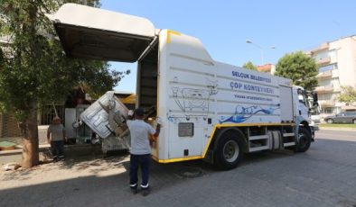 Efes Selçuk Belediyesi Temizlik Emekçilerinden Bayram Tatili Ardından Yoğun Mesai
