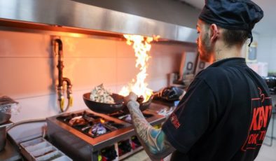 Buca’nın Üzüm Cafe’sini gençler çok sevdi