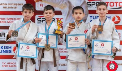Karşıyaka’da milli gurur!