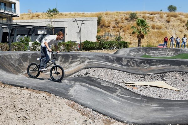 Bornova’da pedallar geleceğe dönecek