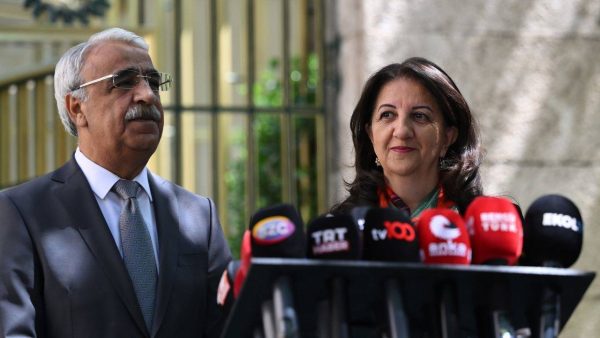 DEM Parti heyeti, siyasi parti ziyaretlerine başlıyor: İlk durak Gelecek Partisi