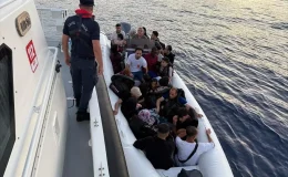 İzmir’de 33 göçmen kurtarıldı, 31’i yakalandı!