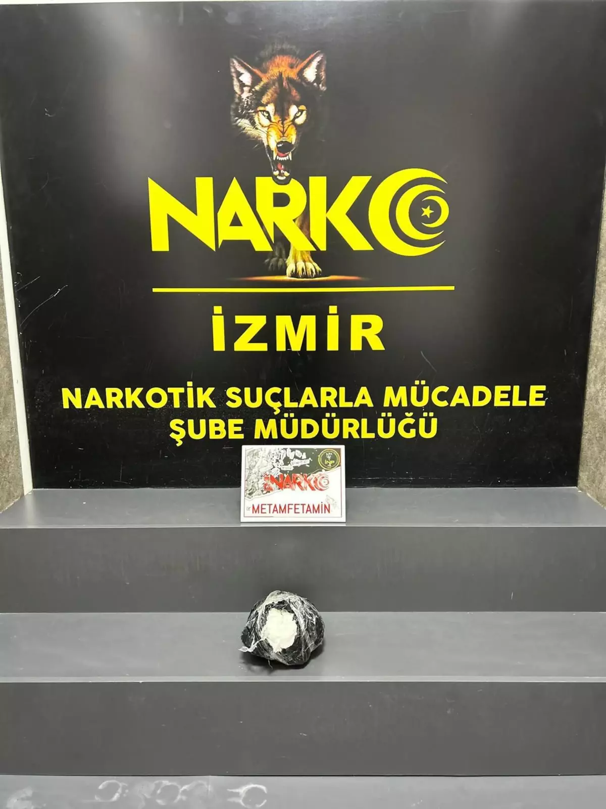 İzmir’de Uyuşturucu Operasyonu: 4 Kilo Ele Geçirildi!